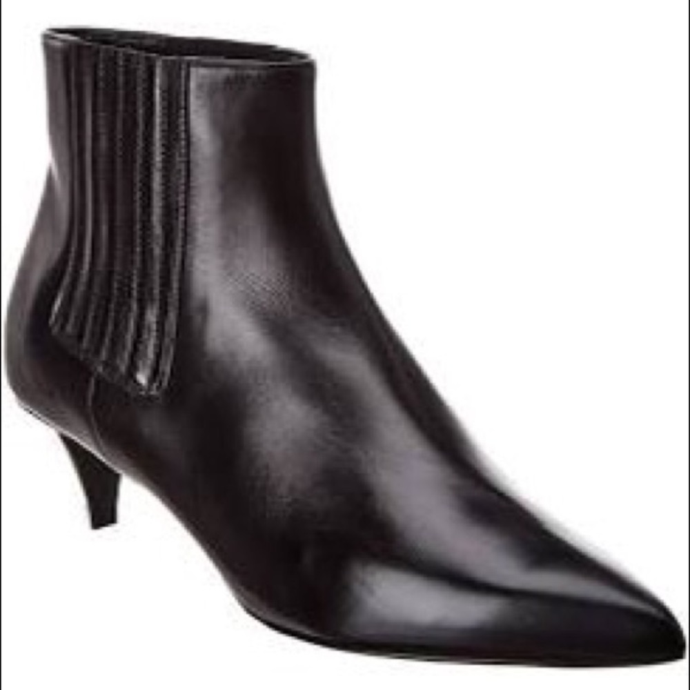 CELINE SHARP BLACK BOOTIES.